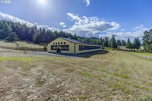 27520 Erickson Rd, Eugene, OR 97402 - Photo 41