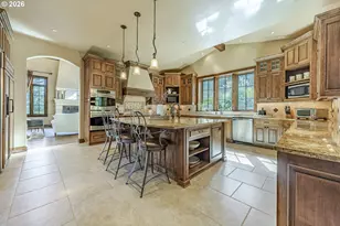 27520 Erickson Rd, Eugene, OR 97402 - Photo 11