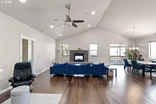 6451 Dogwood St, Springfield, OR 97478 - Photo 11