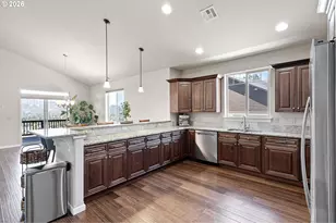 6451 Dogwood St, Springfield, OR 97478 - Photo 9