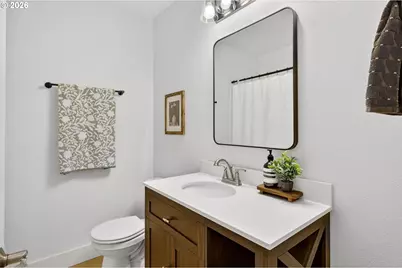 711 W 24th St, Vancouver, WA 98660 - Photo 15