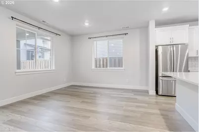 7876 NW Eleanor Ave, Portland, OR 97229 - Photo 13