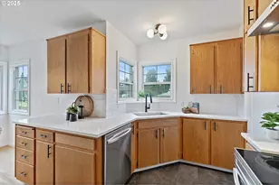 4830 NE 60th Ave, Portland, OR 97218 - Photo 11