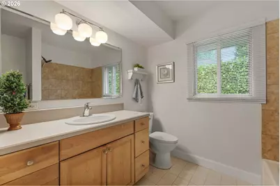 8700 SW Birchwood Rd, Portland, OR 97225 - Photo 31