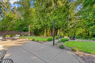 706 SE 47th Ave, Hillsboro, OR 97123 - Photo 29