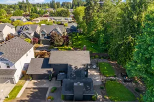 706 SE 47th Ave, Hillsboro, OR 97123 - Photo 41