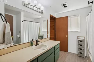 13 Mountain Cir, Lake Oswego, OR 97035 - Photo 23