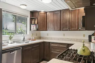13 Mountain Cir, Lake Oswego, OR 97035 - Photo 23