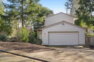 13 Mountain Cir, Lake Oswego, OR 97035 - Photo 5