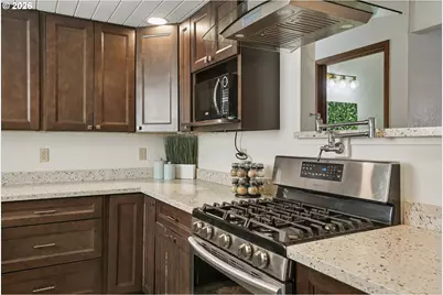 13 Mountain Cir, Lake Oswego, OR 97035 - Photo 17