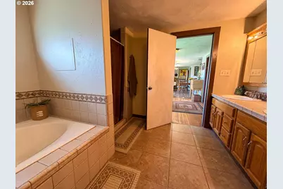 221 Cottonwood, Mount Vernon, OR 97865 - Photo 13