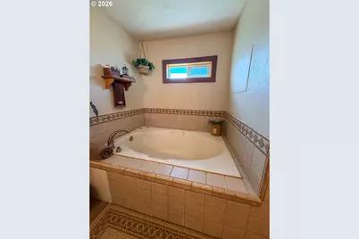 221 Cottonwood, Mount Vernon, OR 97865 - Photo 13