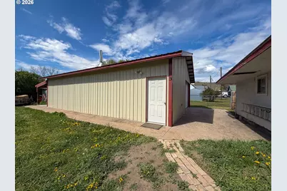 221 Cottonwood, Mount Vernon, OR 97865 - Photo 27
