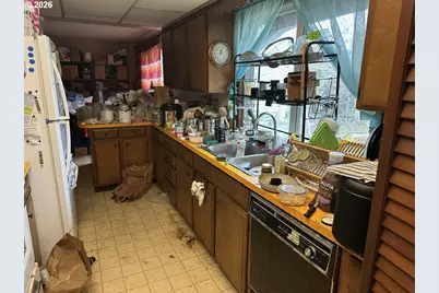 1885 SW 216th Ave, Beaverton, OR 97003 - Photo 9