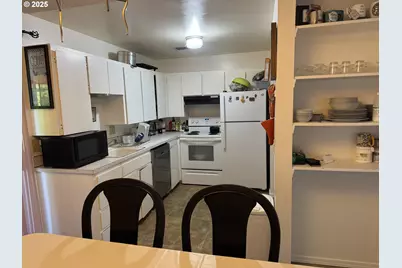 3398 SW 125th Ave, Beaverton, OR 97005 - Photo 9