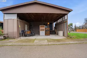 208 W Heintz St, Molalla, OR 97038 - Photo 19