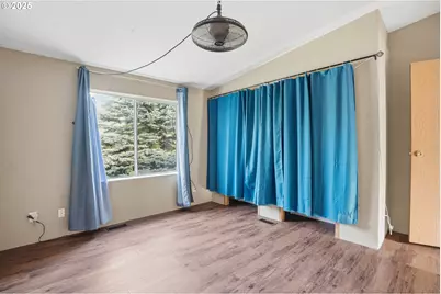 208 W Heintz St #2, Molalla, OR 97038 - Photo 17