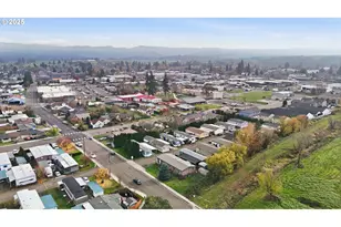 208 W Heintz St, Molalla, OR 97038 - Photo 23