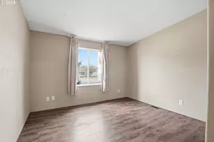 208 W Heintz St, Molalla, OR 97038 - Photo 13