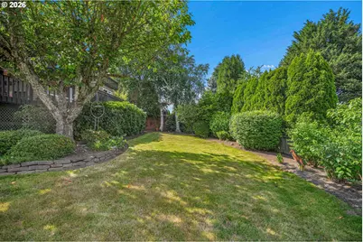 21280 Serango Dr, West Linn, OR 97068 - Photo 45