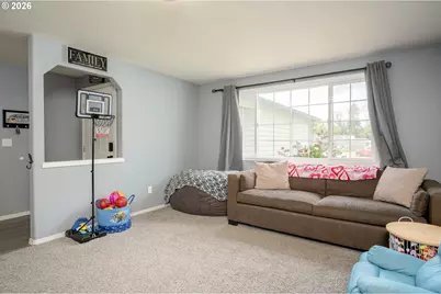 418 SE 34th Cir, Troutdale, OR 97060 - Photo 5