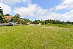 1223 Sable Dr, Roseburg, OR 97470 - Photo 31