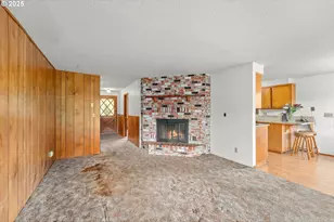 1223 Sable Dr, Roseburg, OR 97470 - Photo 5