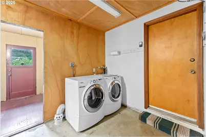 1223 Sable Dr, Roseburg, OR 97470 - Photo 17