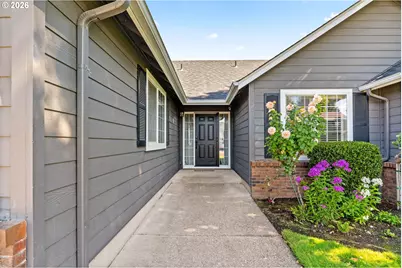 1265 Frogs Leap Ln, Eugene, OR 97404 - Photo 3