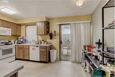 2120 NE 7th Ave, Portland, OR 97212 - Photo 7