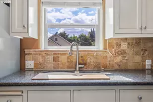 4100 Creston Ave, Vancouver, WA 98663 - Photo 13