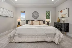 12131 SE Majestic Fls Ave, Happy Valley, OR 97086 - Photo 25