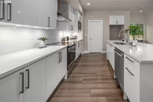 12131 SE Majestic Fls Ave, Happy Valley, OR 97086 - Photo 13