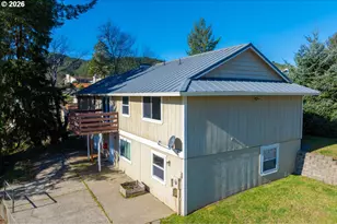 1521 Ranch Rd, Reedsport, OR 97467 - Photo 7