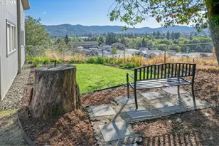 1830 NW Goetz St, Roseburg, OR 97471 - Photo 19