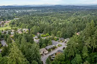 1354 Skye Pkwy, West Linn, OR 97068 - Photo 43