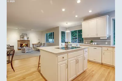 1354 Skye Pkwy, West Linn, OR 97068 - Photo 17