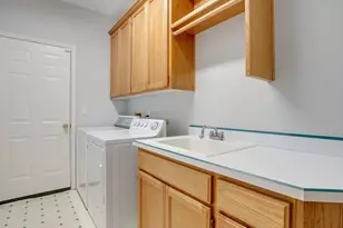 1354 Skye Pkwy, West Linn, OR 97068 - Photo 33