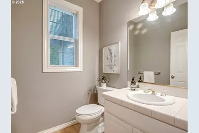 1354 Skye Pkwy, West Linn, OR 97068 - Photo 23