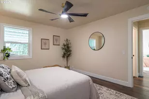 765 W Rainbow St, Roseburg, OR 97471 - Photo 27