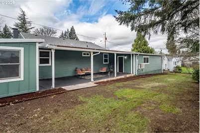 765 W Rainbow St, Roseburg, OR 97471 - Photo 39