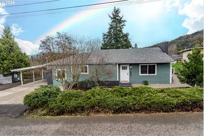 765 W Rainbow St, Roseburg, OR 97471 - Photo 1