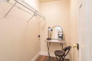 765 W Rainbow St, Roseburg, OR 97471 - Photo 35