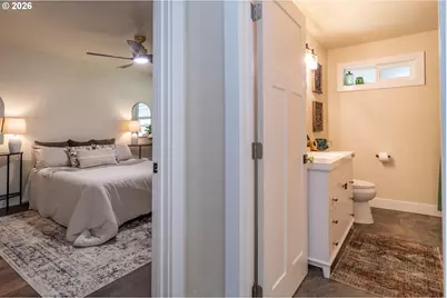 765 W Rainbow St, Roseburg, OR 97471 - Photo 25