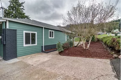 765 W Rainbow St, Roseburg, OR 97471 - Photo 45