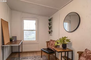 765 W Rainbow St, Roseburg, OR 97471 - Photo 43