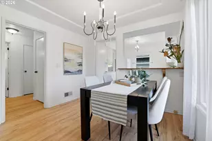 5726 SW Florida St, Portland, OR 97219 - Photo 9