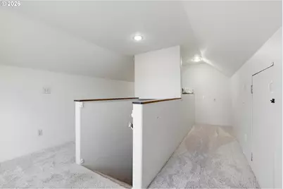 5726 SW Florida St, Portland, OR 97219 - Photo 21