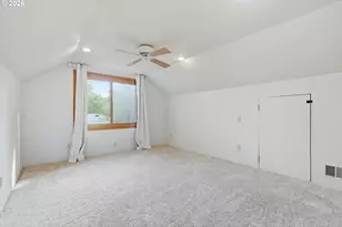 5726 SW Florida St, Portland, OR 97219 - Photo 23