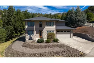 2712 NW Daysha Dr, Roseburg, OR 97471 - Photo 1